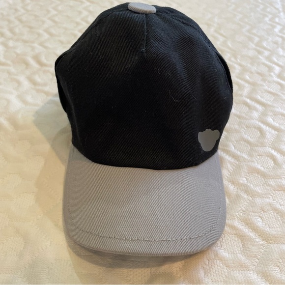 Build-A-Bear Workshop Hat For Bear Baseball Cap Ear Holes Small Gray Black Logo - Picture 1 of 8